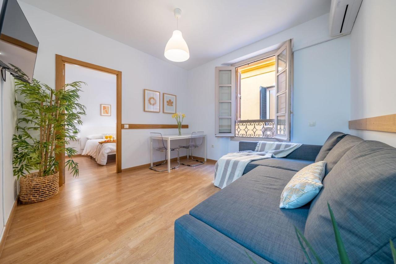 Apartament Historic Centre Mitjana